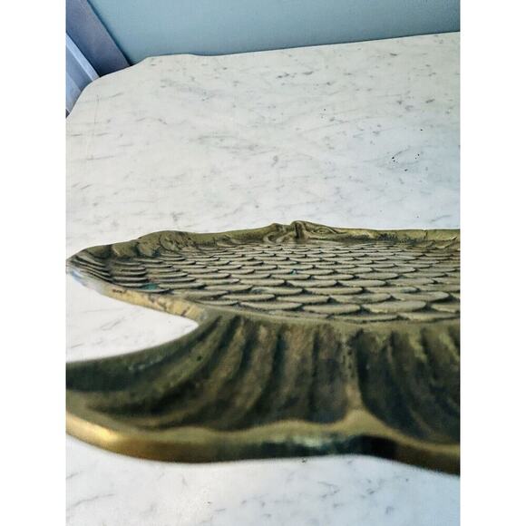 Vintage Brass Fish Shaped Trinket Dish Small Plate 8.5” Length 3D Scales Patina - Picture 12 of 13